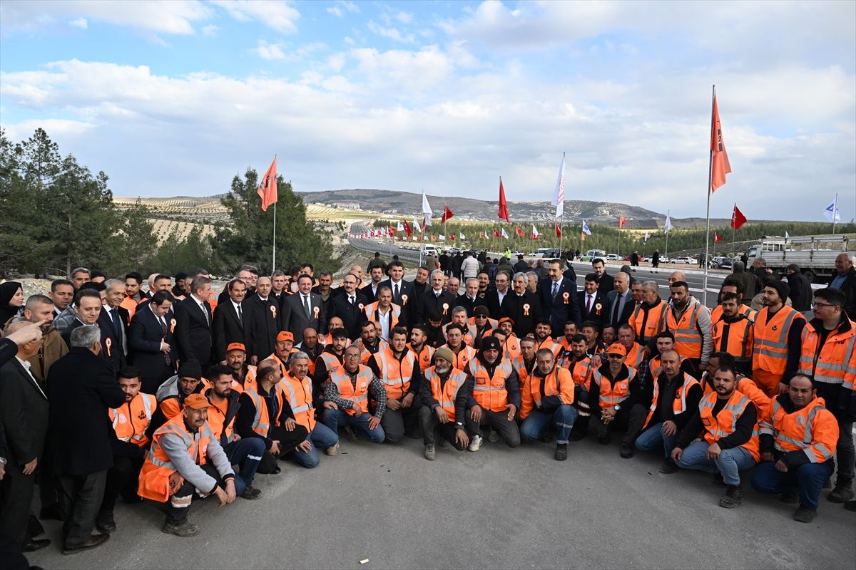 Ulaştırma ve Altyapı Bakanı Uraloğlu, Kilis'te açılış töreninde konuştu Açıklaması