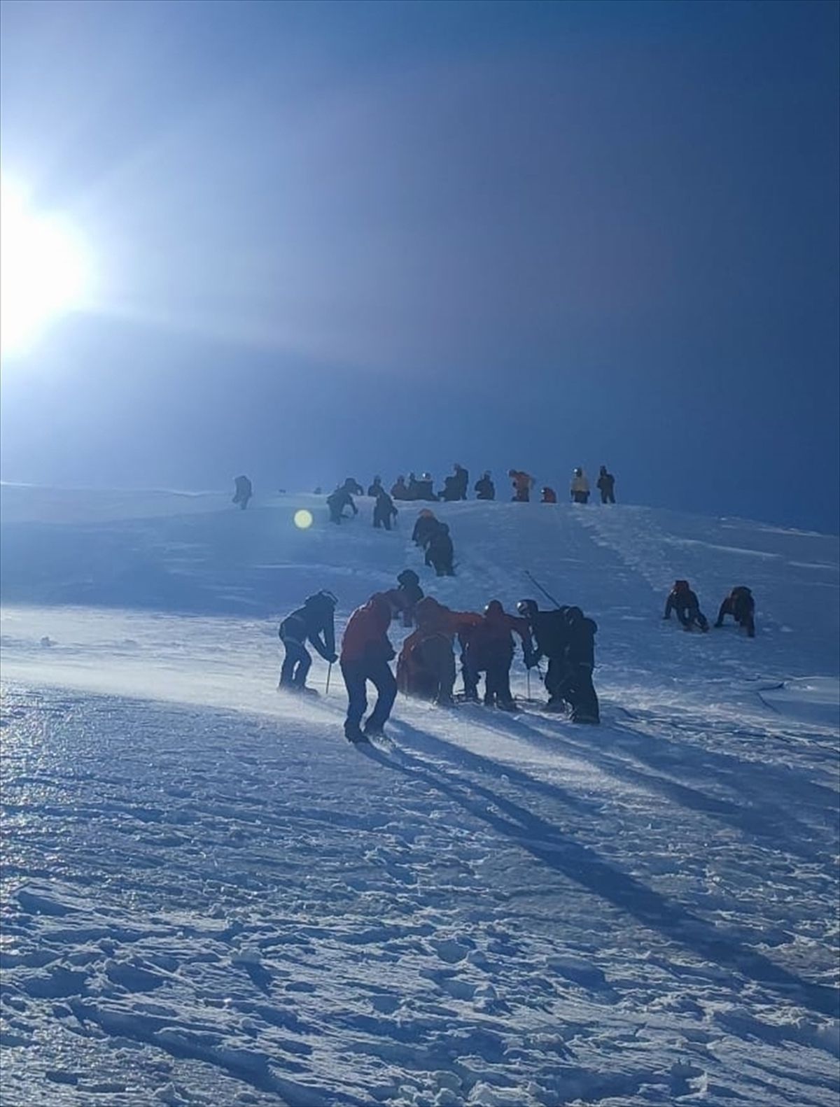 Uludağ'da mahsur kalan 2 kişi AFAD ve JAK ekiplerince kurtarıldı