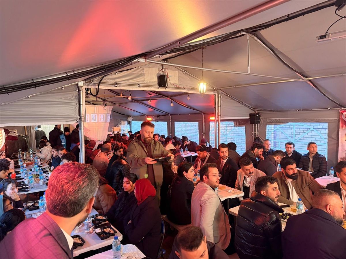 Uluslararası Demokratlar Birliği, Polonya'da iftar programı düzenledi