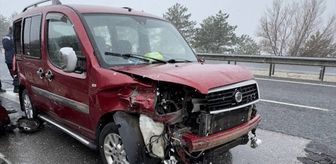 Uşak'ta bariyere çarpan hafif ticari araçtaki 6 kişi yaralandı
