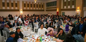 Uşak Valisi Aktaş, şehit aileleri ve gazilerle iftarda buluştu