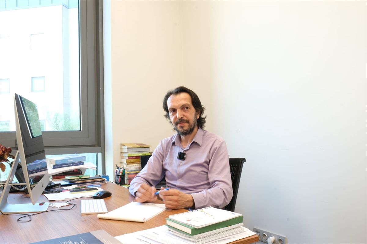 Uzmanlar, Uganda'nın İsrail'e desteğinin arkasındaki tarihsel ve stratejik hattı anlattı