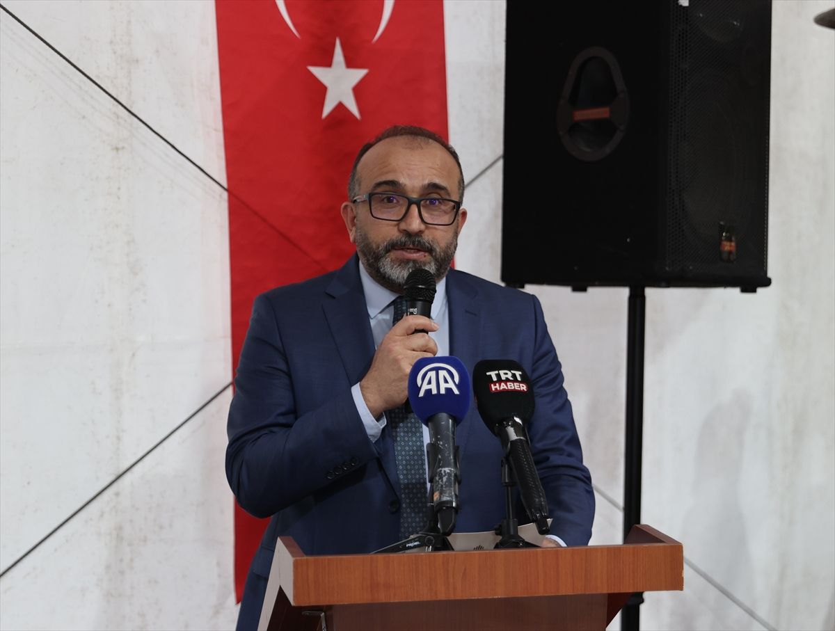 Vakıf ruhu ile her gün 100 binden fazla kişiye iftarlık ulaştırılıyor