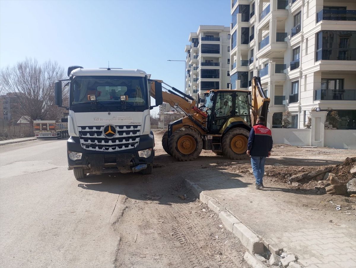 Van'da kaçak hafriyat ve moloz dökümüne karşı denetim