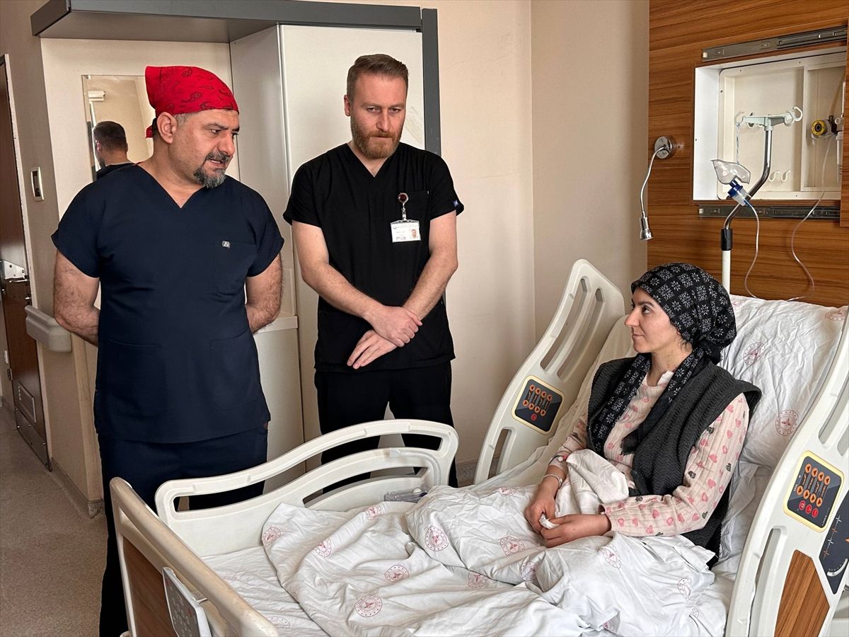 Van'da kalbi delik hasta, küçük kesiyle tedavi edildi