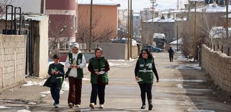Van'da Yeşilay ekipleri kapı kapı gezerek aileleri bağımlılık konusunda bilinçlendiriyor
