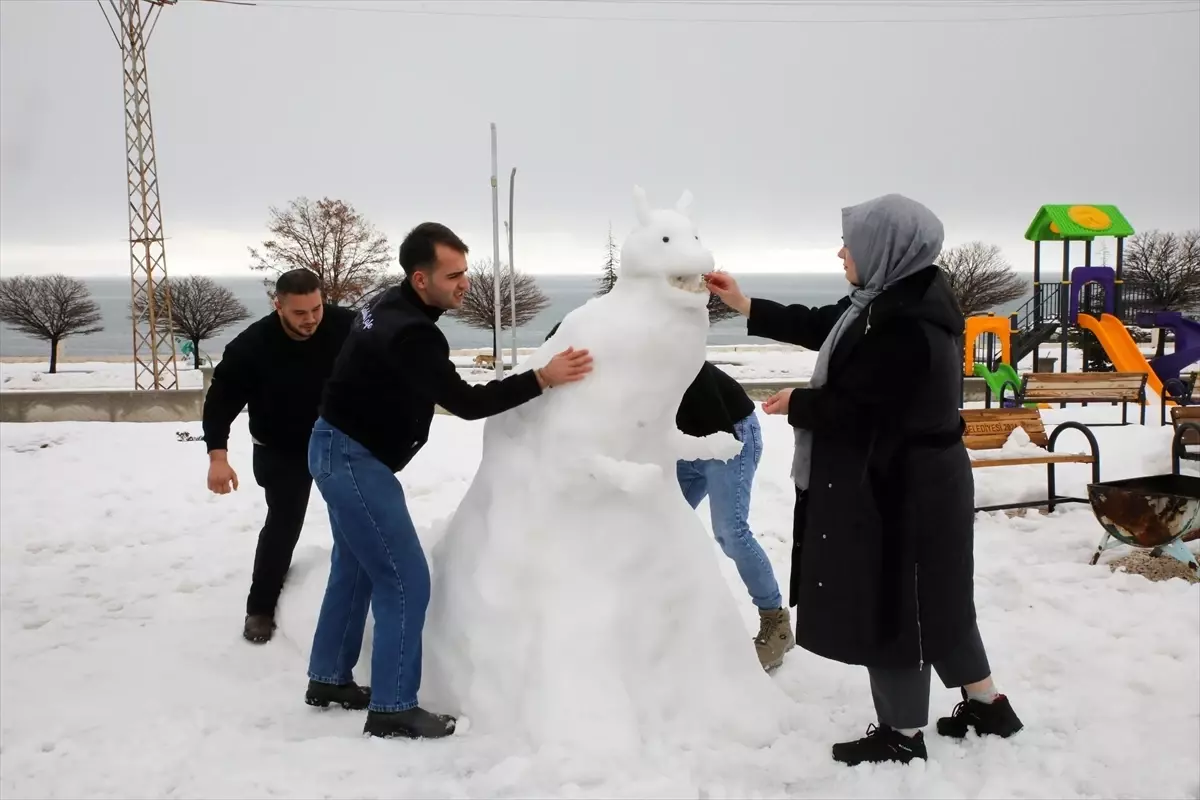 Van, Muş, Hakkari ve Bitlis'te 111 yerleşim yerine ulaşım sağlanamıyor