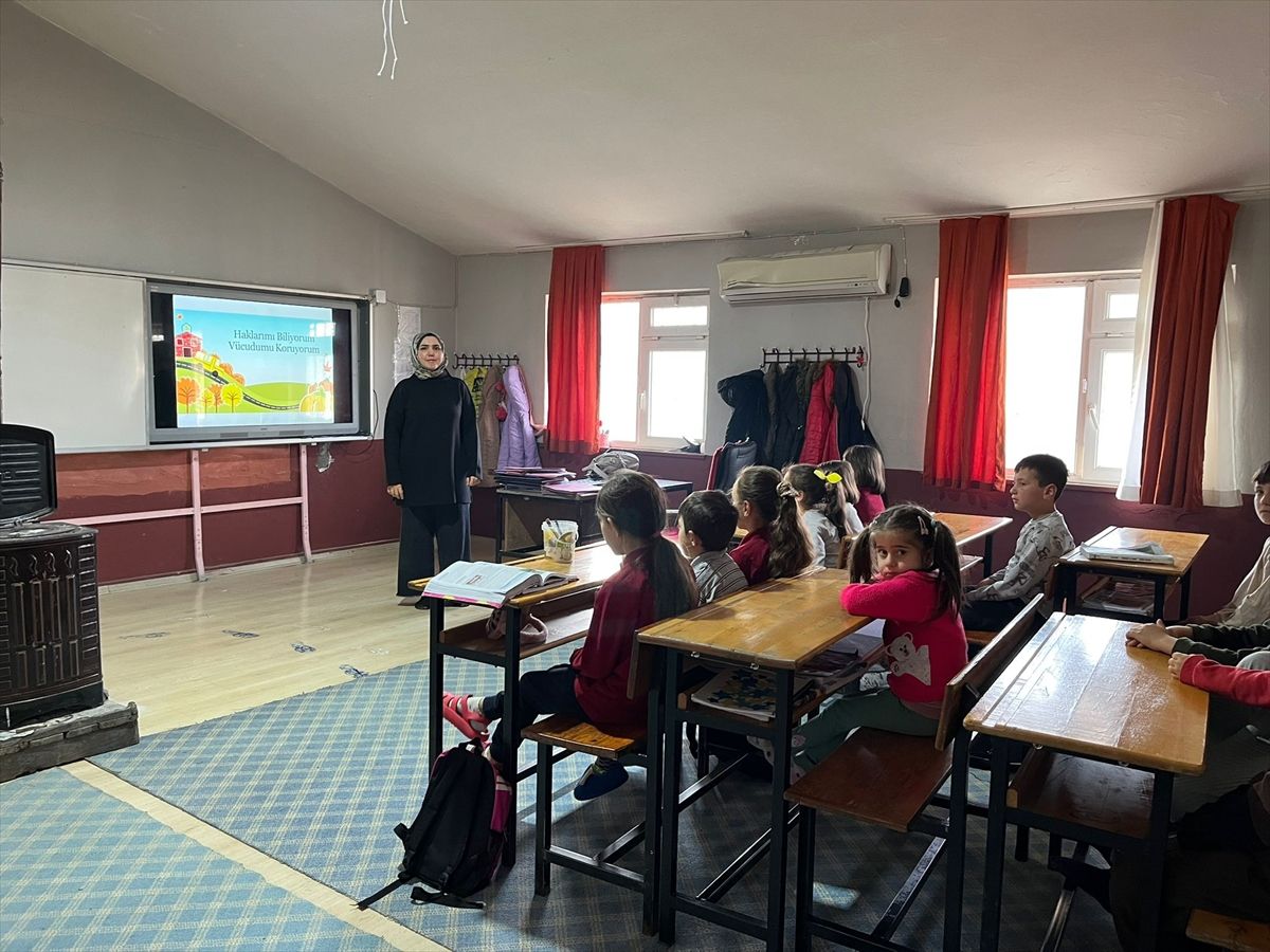 Vezirköprü'de 12 bin 647 öğrenciye mahremiyet eğitimi verildi