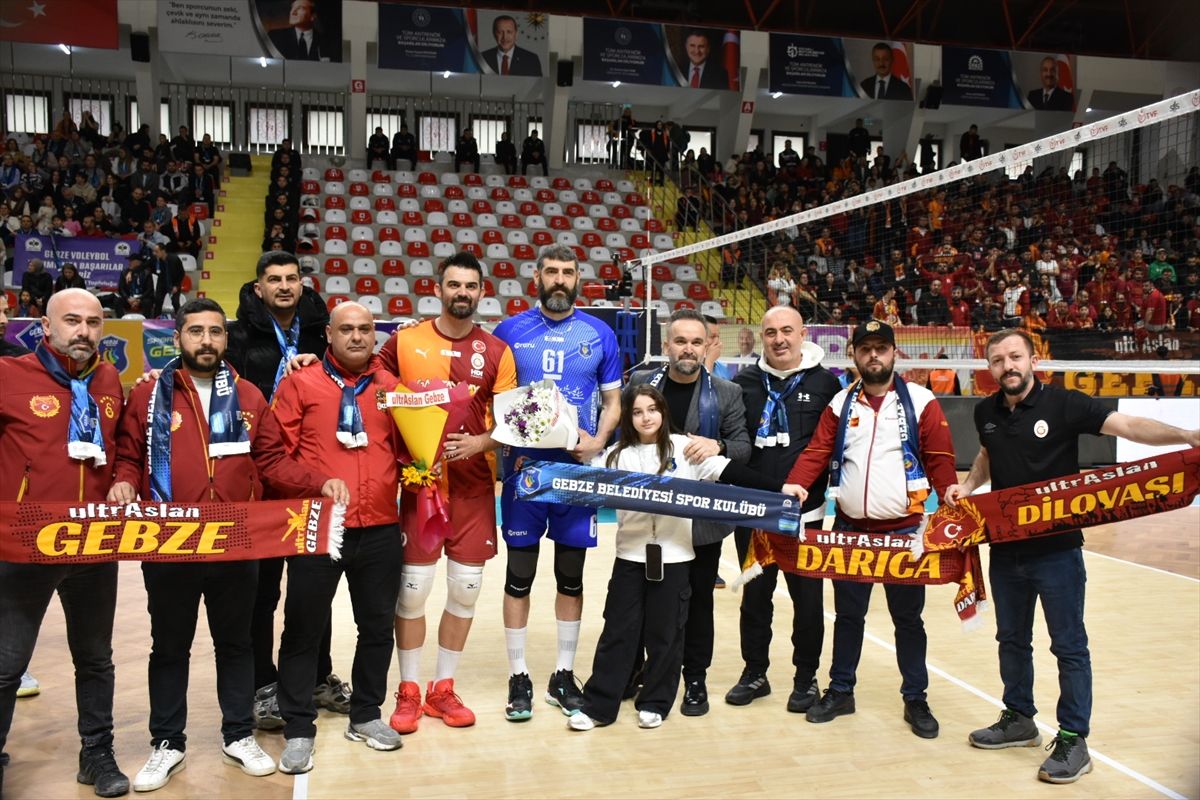 Voleybol: SMS Grup Efeler Ligi