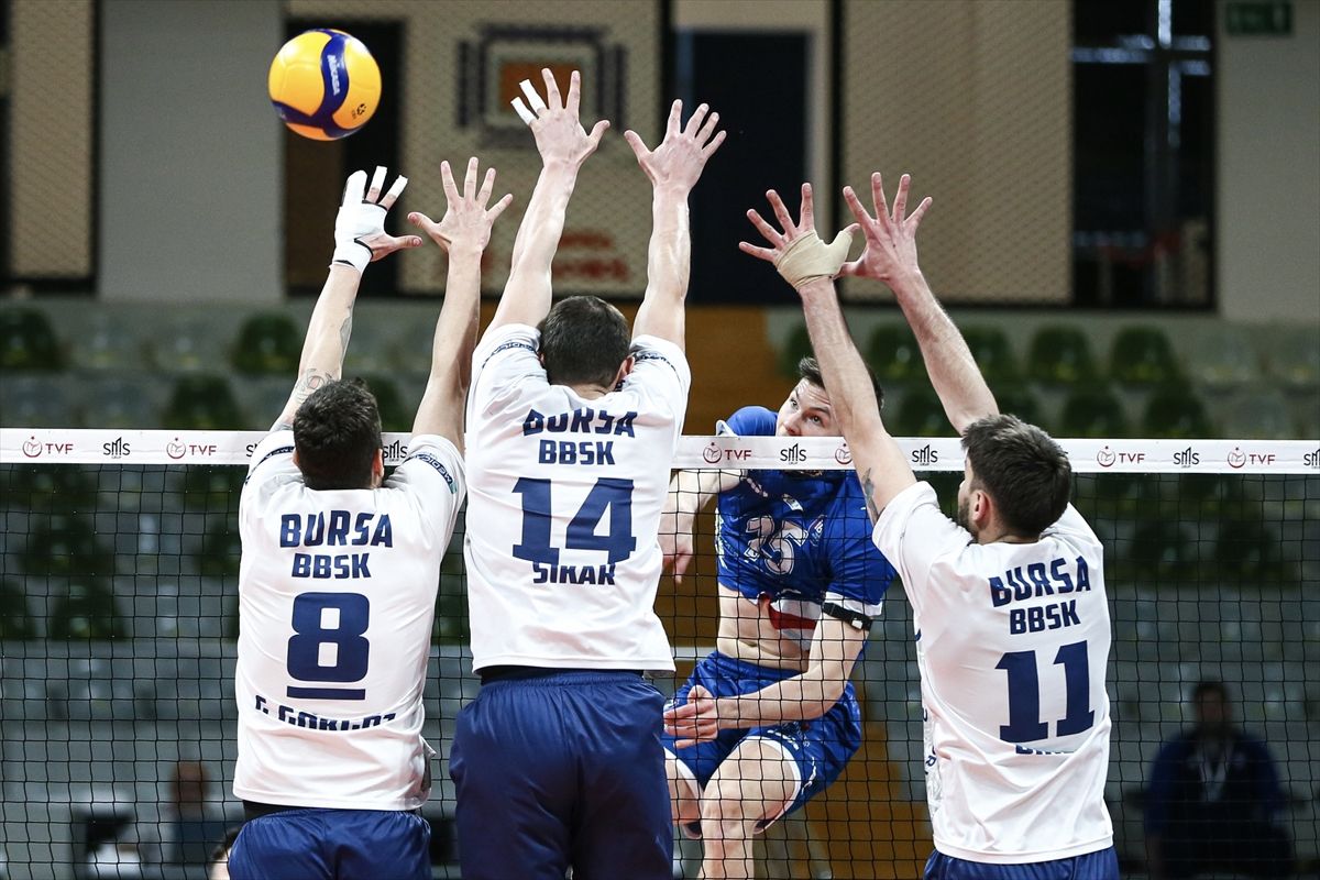 Voleybol: SMS Grup Efeler Ligi