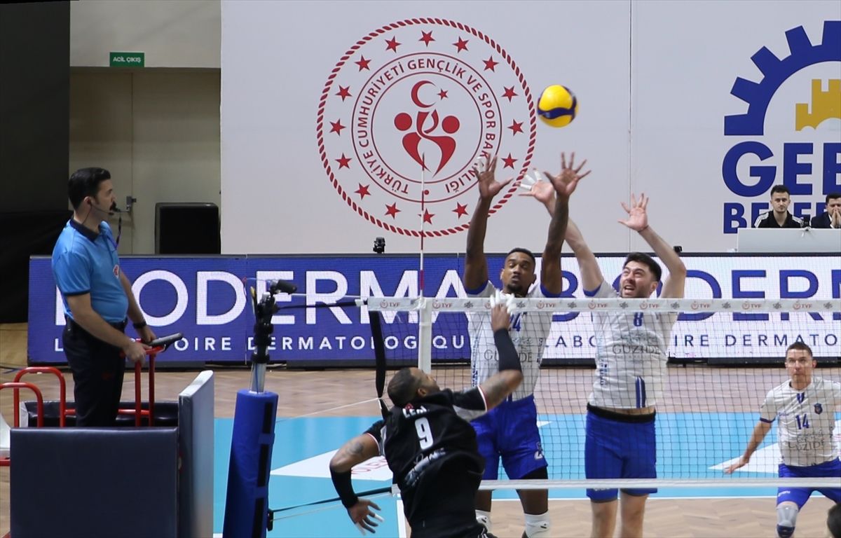 Voleybol: SMS Grup Efeler Ligi