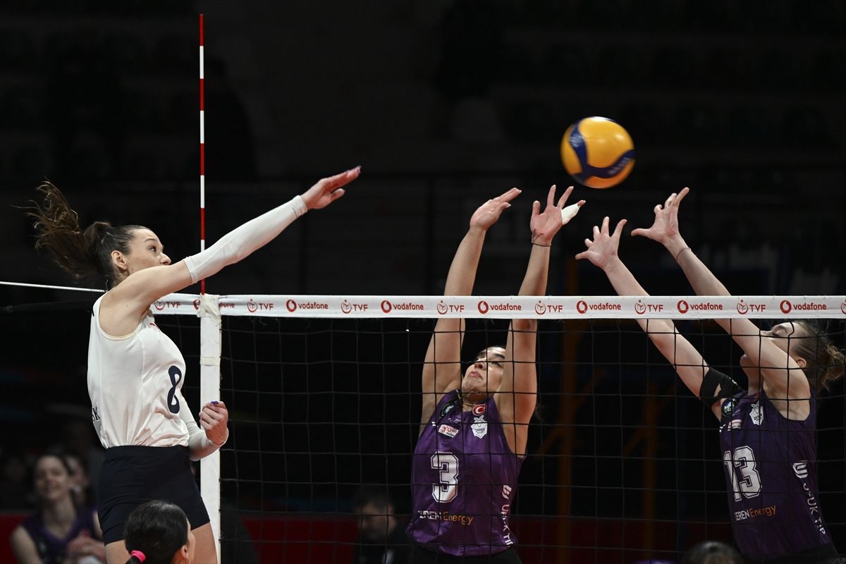 Voleybol: Sultanlar Ligi