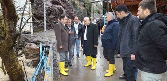 Yahyalı Kaymakamı Gültekin ve Belediye Başkanı Öztürk selden etkilenen bölgede inceleme yaptı