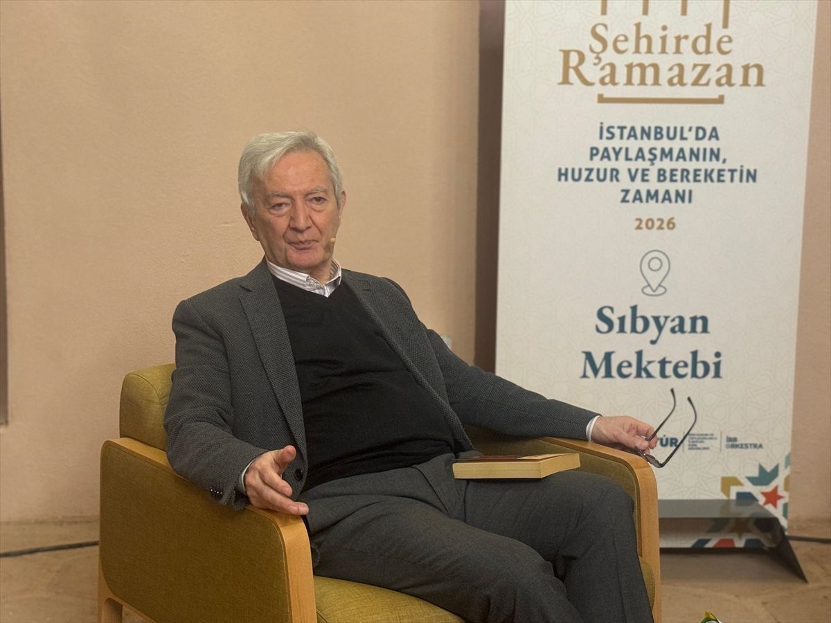 Yazar Beşir Ayvazoğlu, İstanbul'daki ramazan akşamlarının manevi ve kültürel hikayesini anlattı Açıklaması