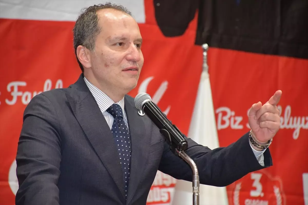 Yeniden Refah Partisi Genel Başkanı Erbakan, partisinin Bilecik'in Bozüyük İlçe Kongresi'ne katıldı