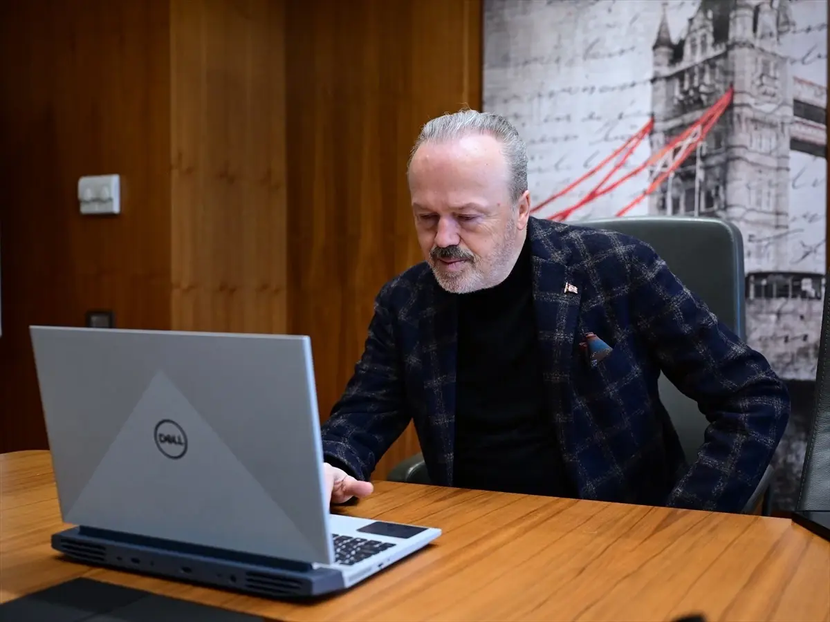 Yeşil Hidrojen Üreticileri Derneği Başkanı Günay, AA'nın 'Yılın Kareleri' oylamasına katıldı