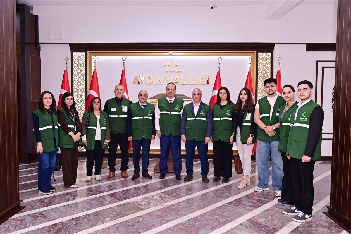 Yeşilay Aydın Şube Başkanı Gündüz'den, Vali Canbolat'a ziyaret