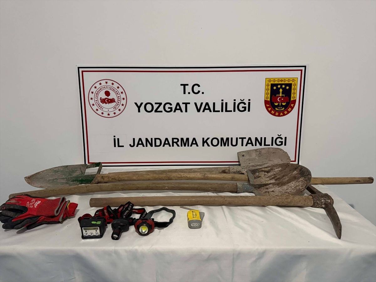 Yozgat'ta izinsiz kazı yapan 5 şüpheli suçüstü yakalandı