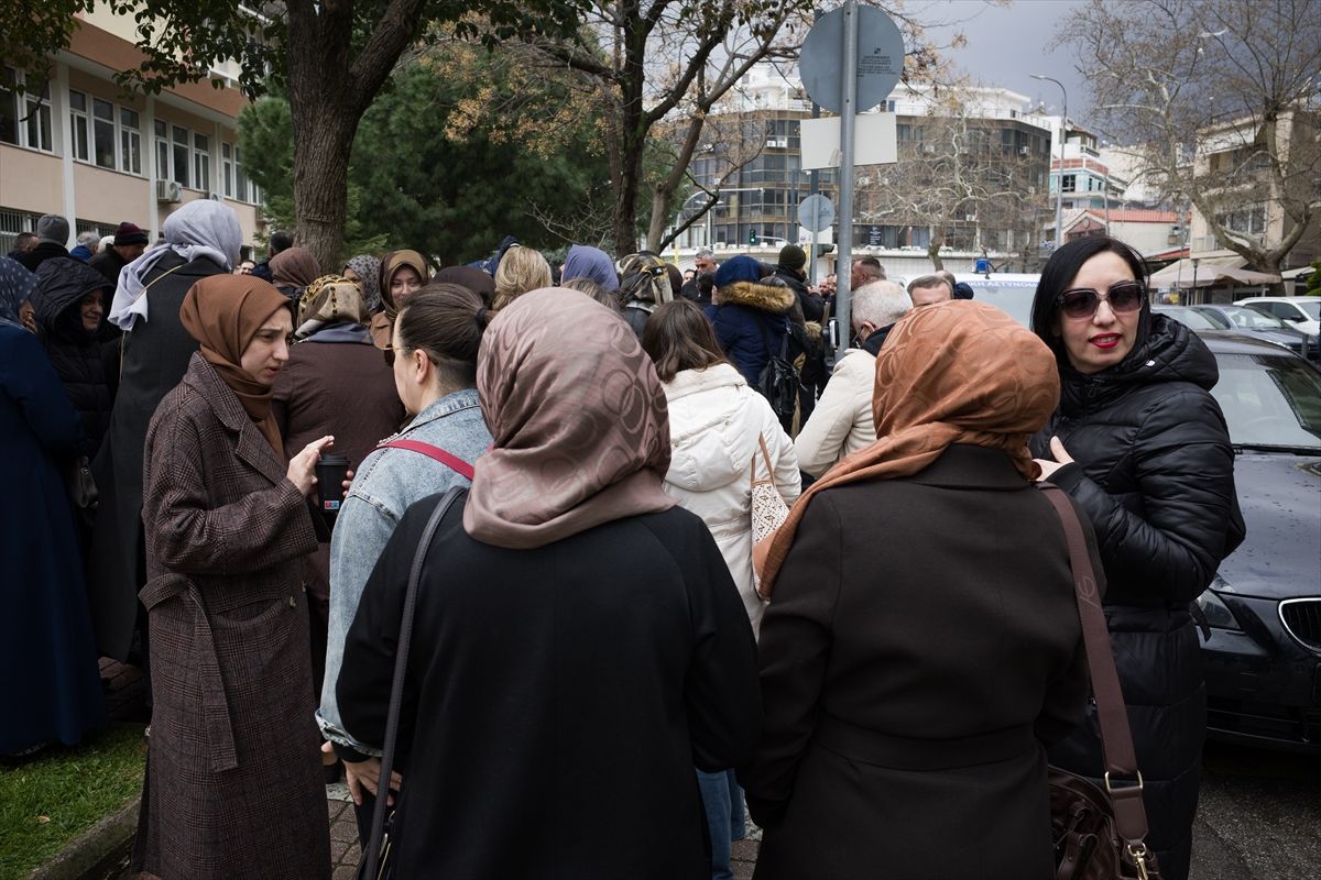 Yunan devletinin atadığı müftüleri protesto eden Batı Trakyalı Türklerin davası ertelendi