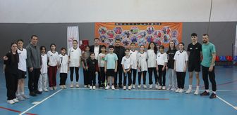Zara Belediye Başkanı Çelik ve iş insanı Yatar'dan başarılı sporculara destek
