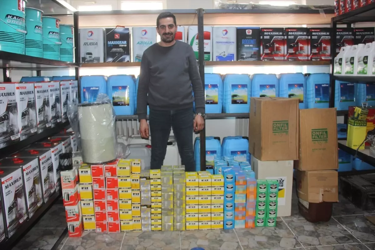 Zara Belediyesinin iş makinelerine malzeme desteği