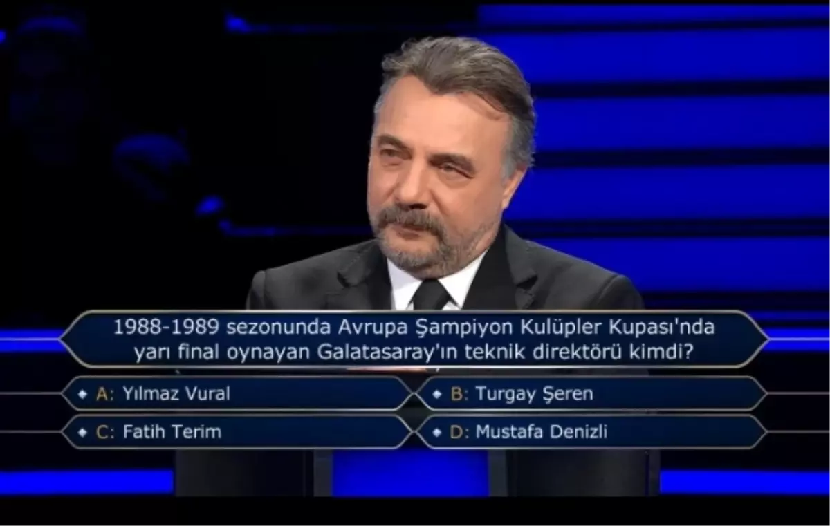 1988–1989 sezonunda Avrupa Şampiyon Kulüpler Kupası'nda yarı final oynayan Galatasaray'ın teknik direktörü...