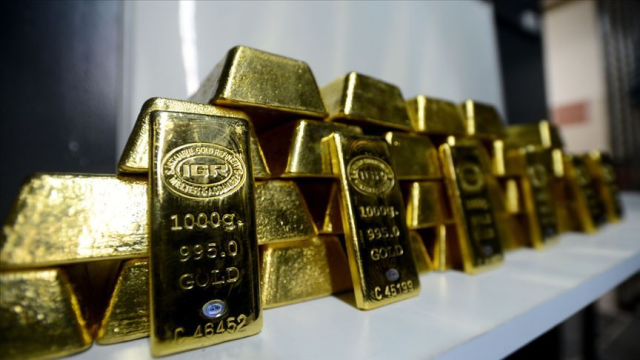 Sharp decline in gold and silver prices