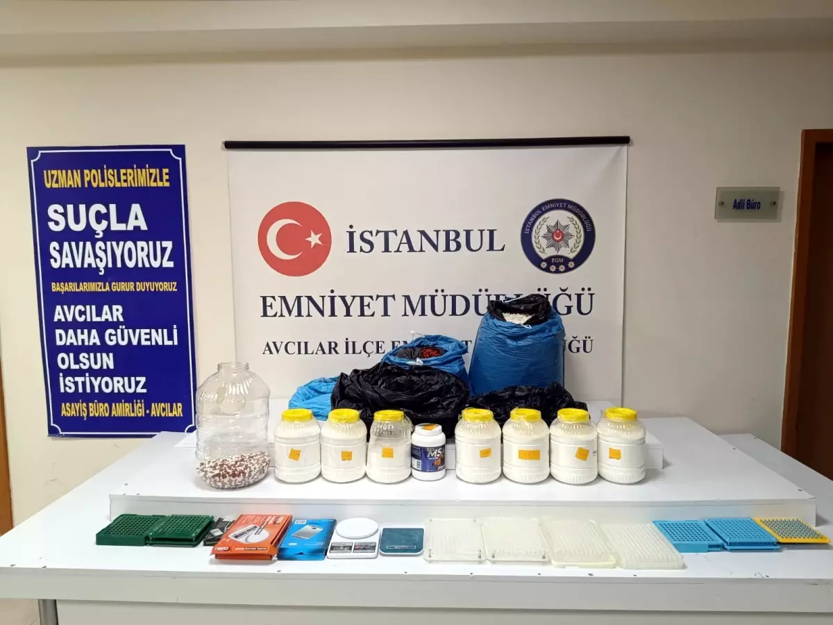 Avcılar'da 25 kilo uyuşturucu ve 2 bin hap ele geçirildi: 2 kişi tutuklandı