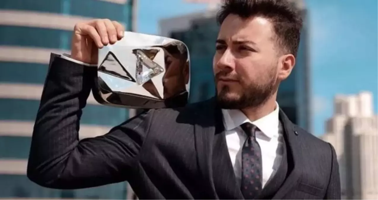 Enes Batur gözaltına mı alındı? SON DAKİKA! Enes Batur neden gözaltına alındı?