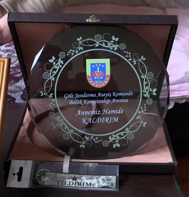 A meaningful gesture from the TSK to Hamide Mother who conquers hearts