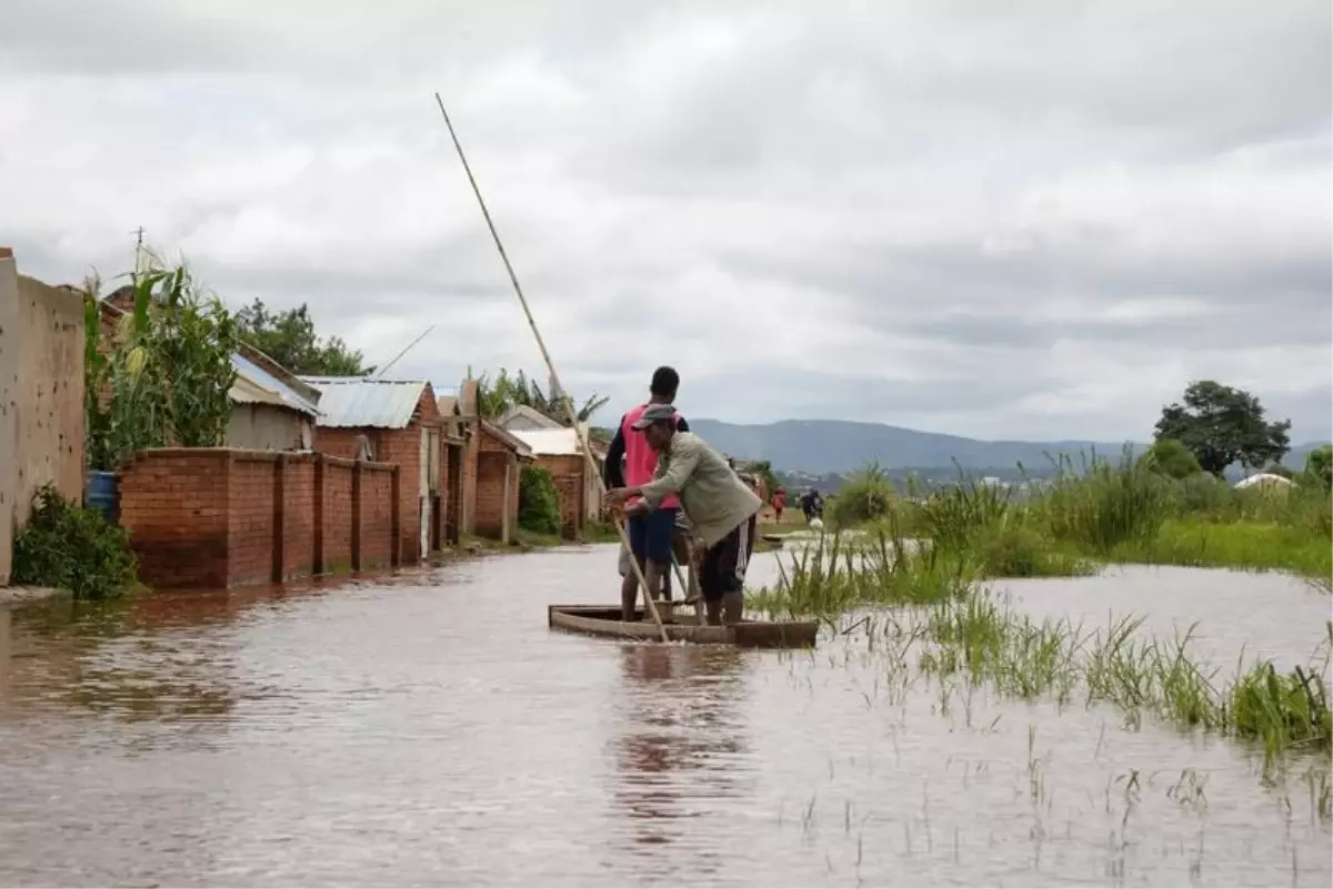 Madagaskar'da kuvvetli fırtına nedeniyle hayatını kaybedenlerin sayısı 36'ya yükseldi