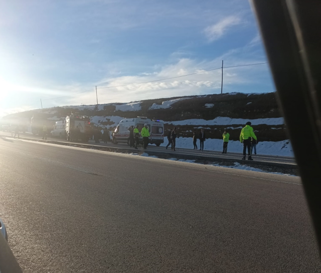 The student service crashed into the truck from behind! There are dead and injured