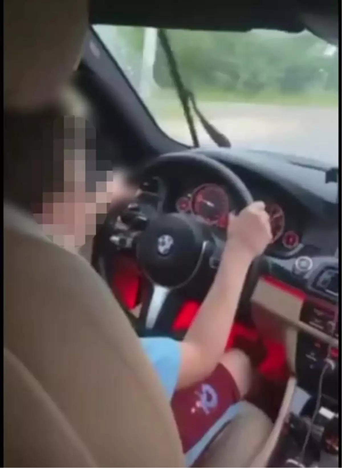 Otomobil kullanan çocuğun ailesine para cezası