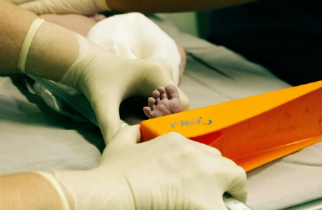 Случаи достигают пика зимой, каждый год заражаются более 30 миллионов человек