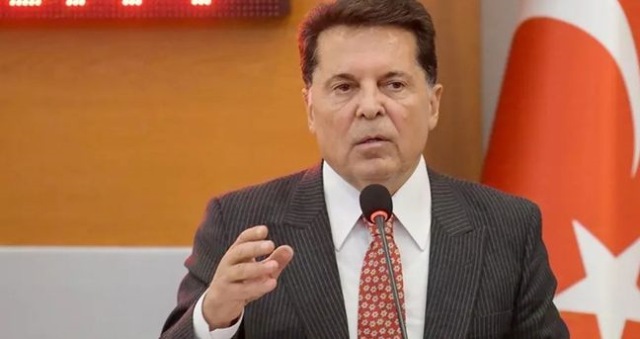 Ahmet Özer kimdir, hangi partiden? Eski Esenyurt Belediye Başkanı Ahmet Özer kaç yaşında, nereli, evli mi? Ahmet Özer kimdir, hangi partiden? Eski Esenyurt Belediye Başkanı Ahmet Özer kaç yaşında, nereli, evli mi?