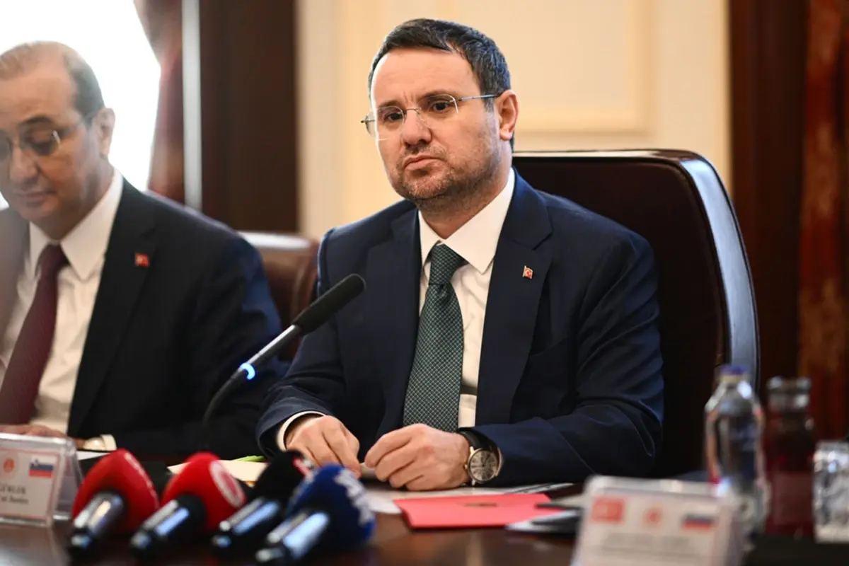 Bakan Gürlek: Benim kapım herkese, her siyasi partiye açık