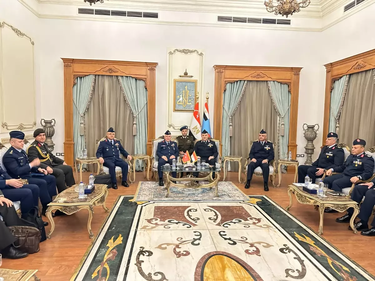 Hava Kuvvetleri Komutanı Orgeneral Kadıoğlu, Mısır'da