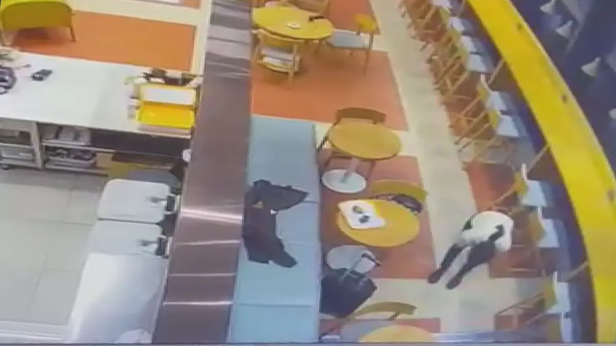 İstanbul Havalimanı'nda garsondan hayat kurtaran müdahale