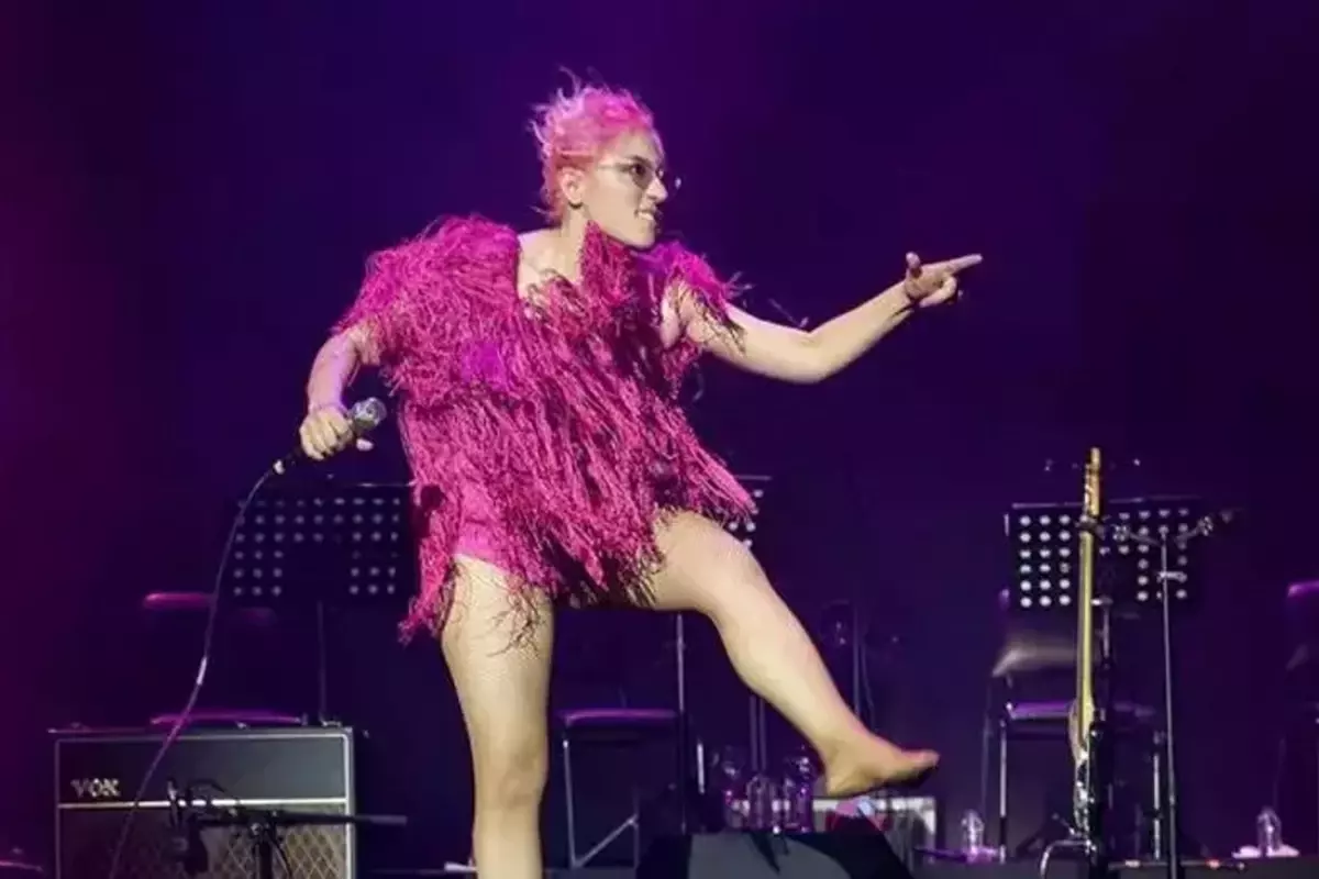 Kalben'in sahnede dans ettiği anlar şaşırttı