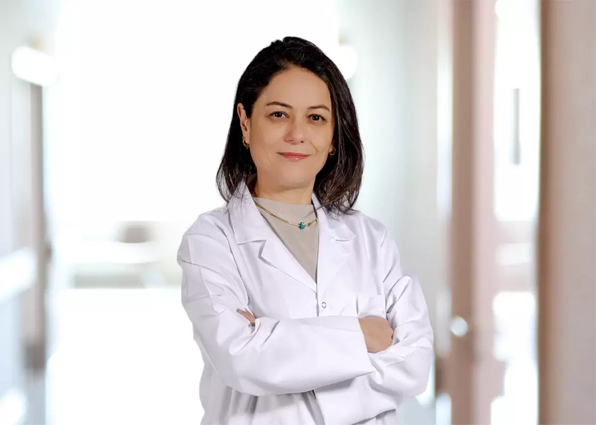 'Menopozda hormon tedavisi yaşam kalitesini artırabiliyor'