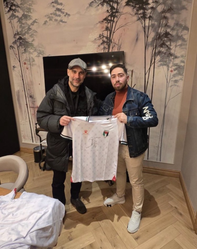 The gesture that caused a storm of applause from Pep Guardiola