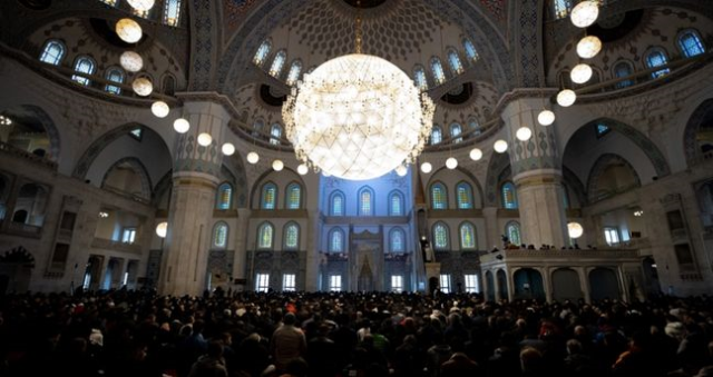 Ramazan ne zaman başlıyor? Orucun ilk günü hangi güne denk geliyor, Ramazan'ın ilk günü ne zaman?