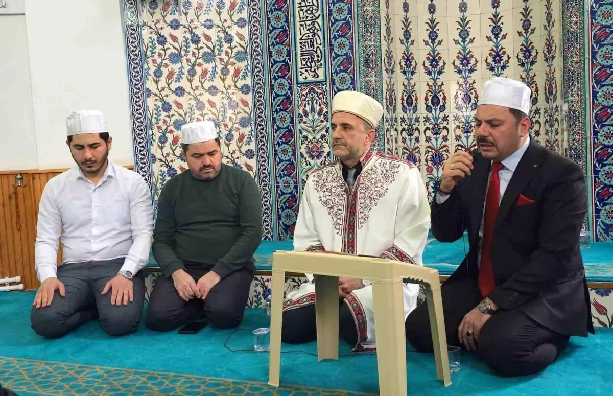 Şehit Uzman Çavuş Selman Çelik, şahadetinin 9. yılında memleketi Kütahya'da dualarla anıldı