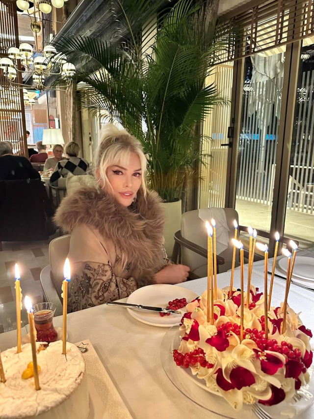 super star ajda 80 yasini kutladi 19565268 2334 m