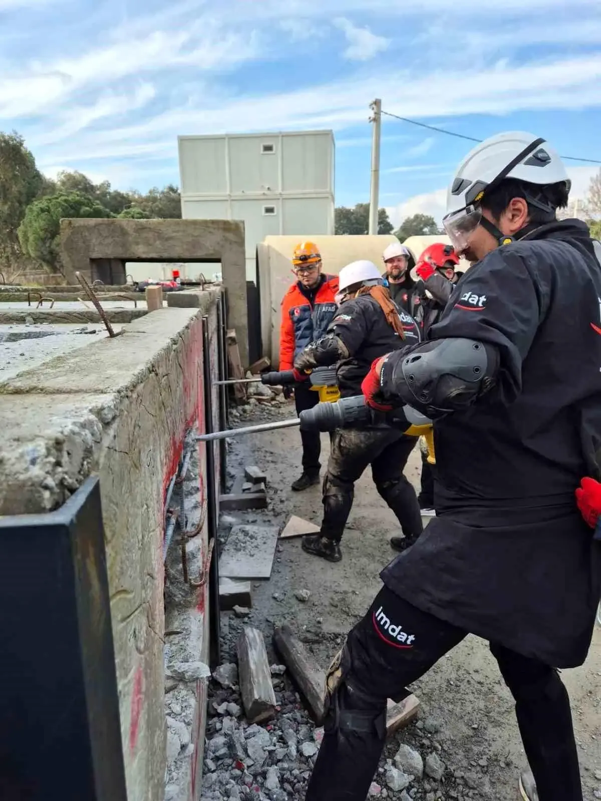 Aydın'da arama kurtarma ekipleri her an göreve hazır