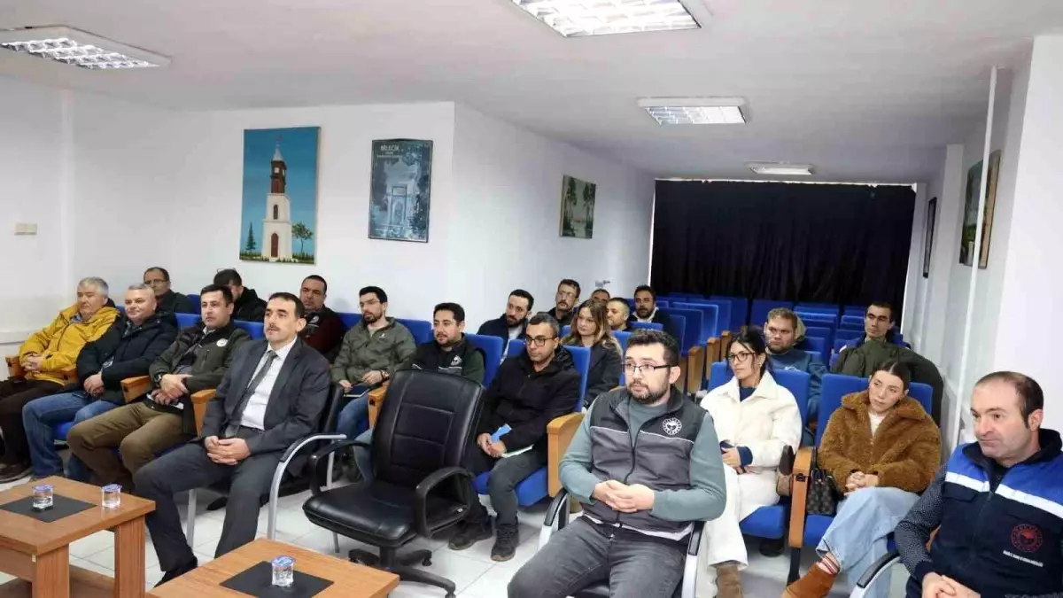 Bilecik'te veteriner hekimlerine 'Biyogüvenlik ve Buzağı Kayıpları' eğitimi