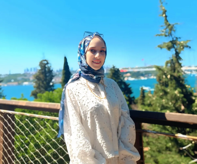 Terrible end! He had a nervous breakdown when he saw the girl he argued with in a pool of blood