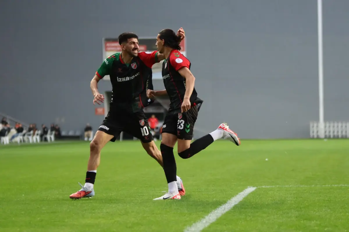 İzmir Çoruhlu FK: 3-1