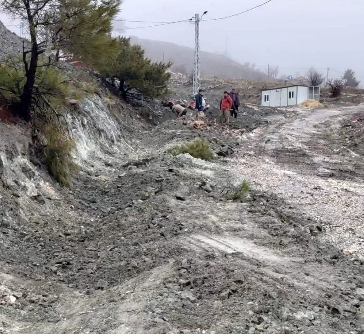 Karabahşılı Köyü'nde yağış sonrası çalışmalar başladı