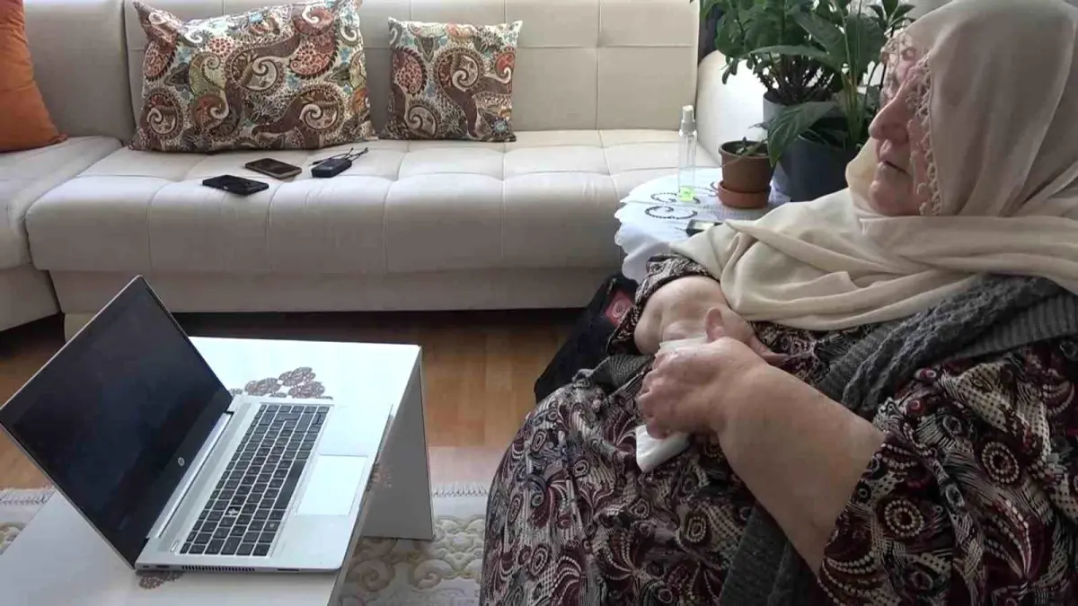 Sabahat ninenin ördüğü bereler Mehmetçik'in yüreğini ısıttı